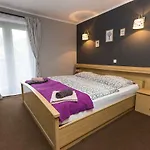 Malina I Peaceful Near Bled & Mountain Views