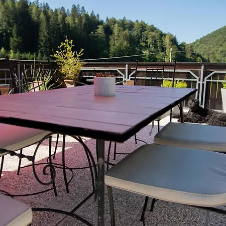 게스트하우스 Malina Blejska Dobrava