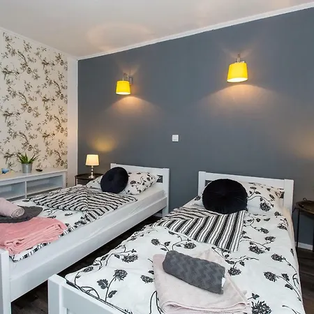 Gostinjska kuća Malina *